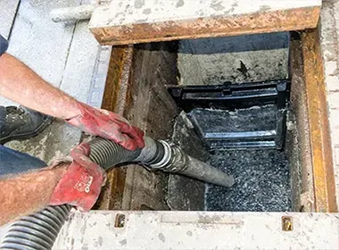 Desentupimento de Caixa de Gordura na Vila Santa Lúcia